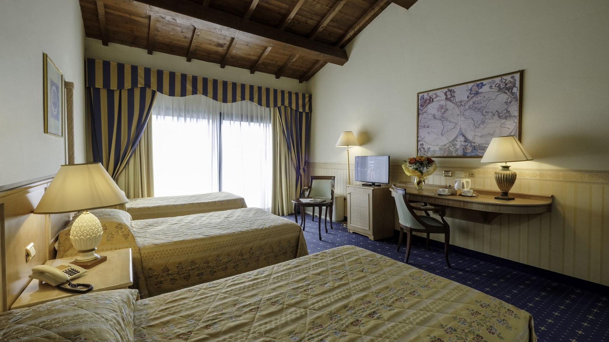 Hotel Orologio Ferrara Luaran gambar