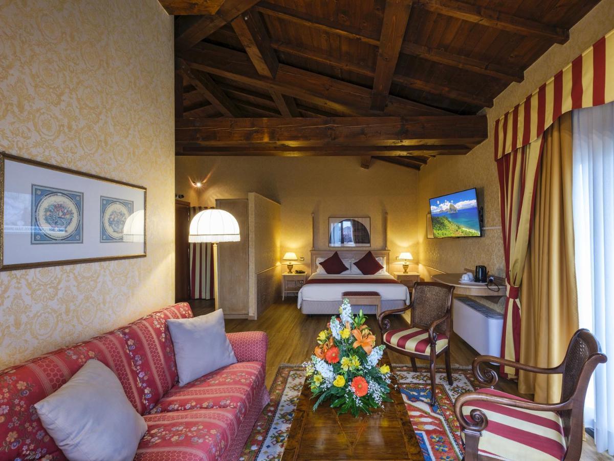 Hotel Orologio Ferrara Luaran gambar