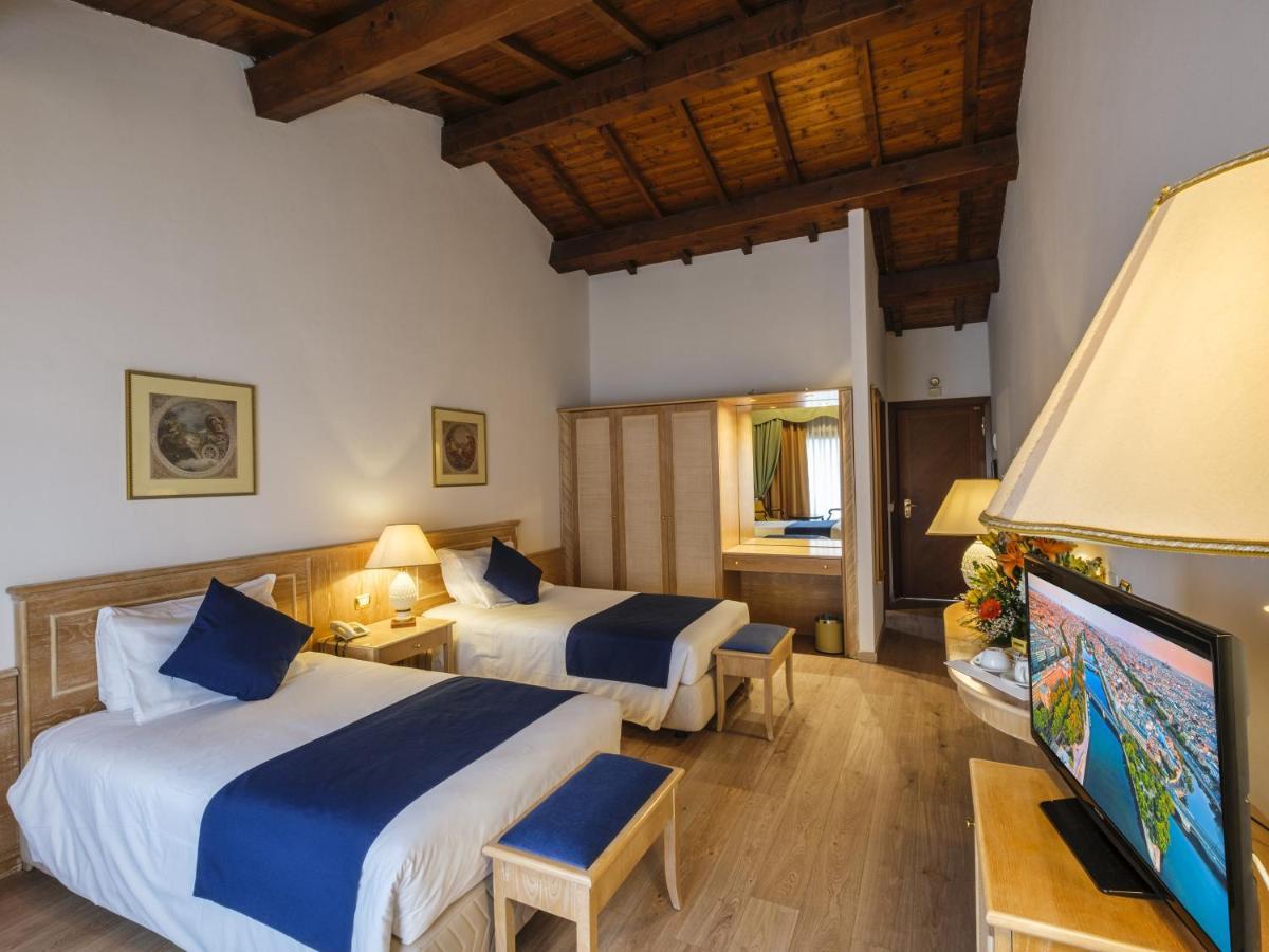Hotel Orologio Ferrara Luaran gambar