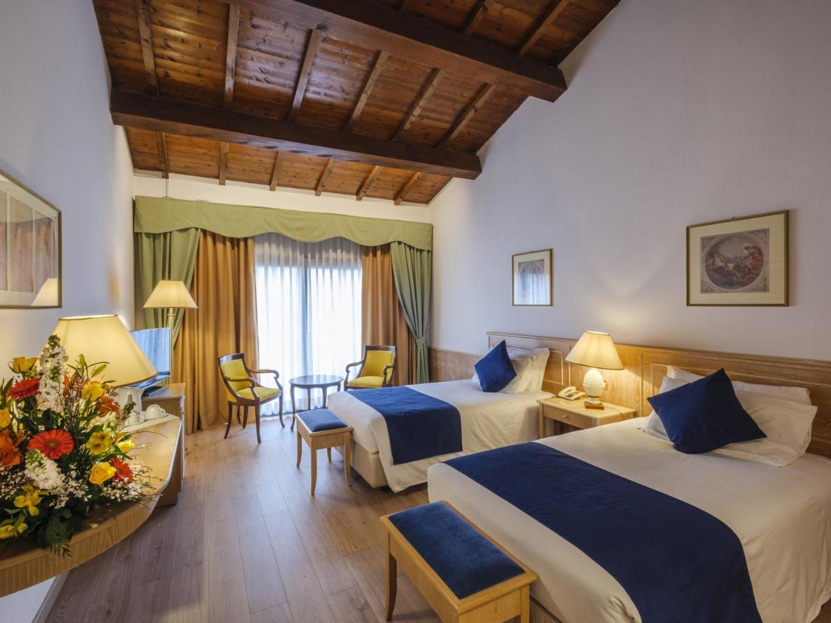 Hotel Orologio Ferrara Luaran gambar