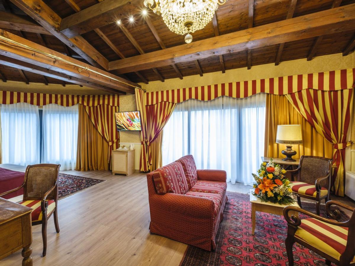 Hotel Orologio Ferrara Luaran gambar